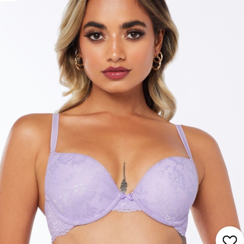 NWT Savage X Fenty Lavender Lace T-Shirt Bra